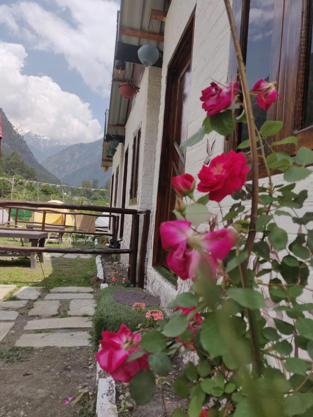 Himtrek Stay Kasol Eksteriør bilde