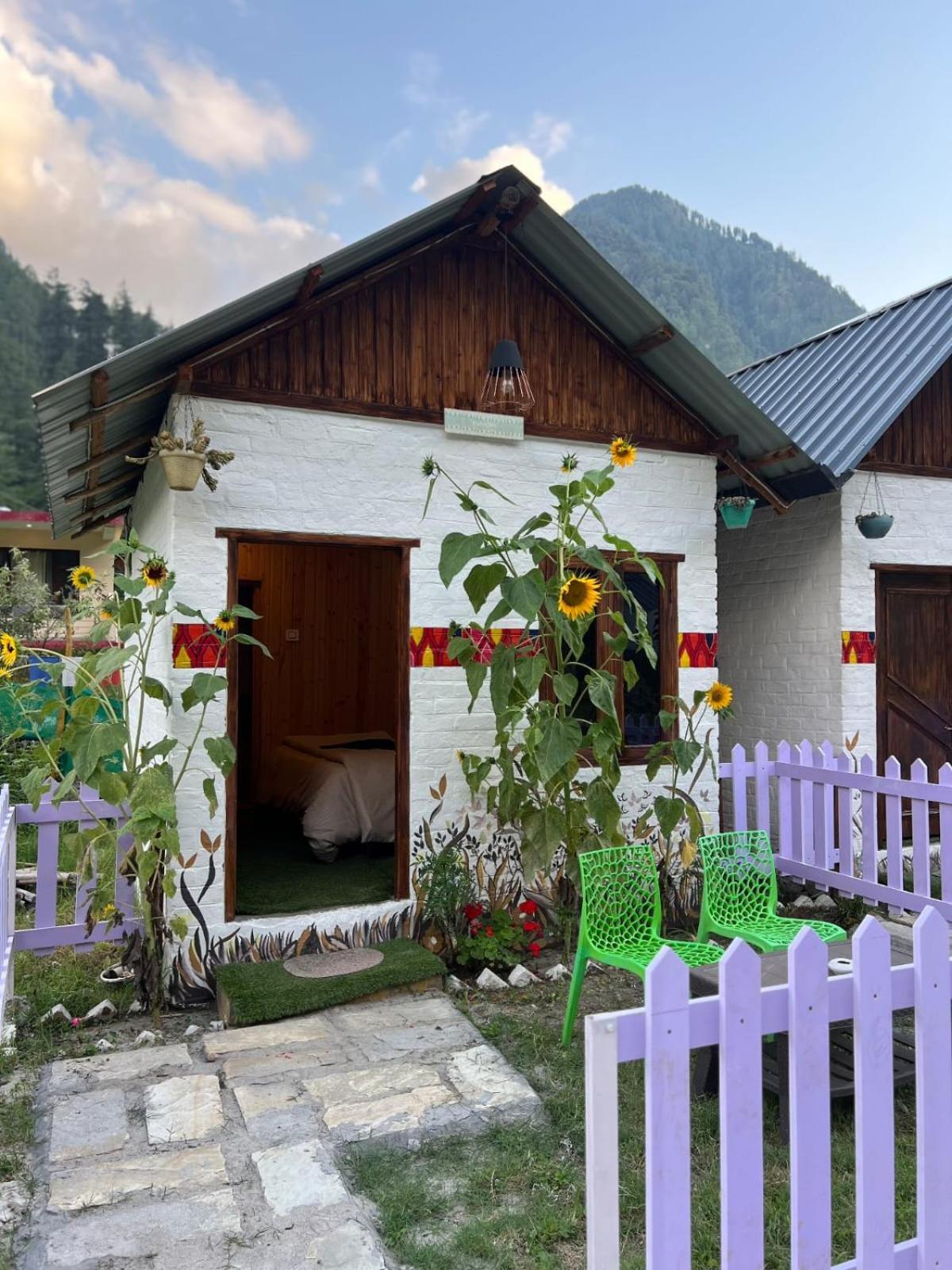 Himtrek Stay Kasol Eksteriør bilde