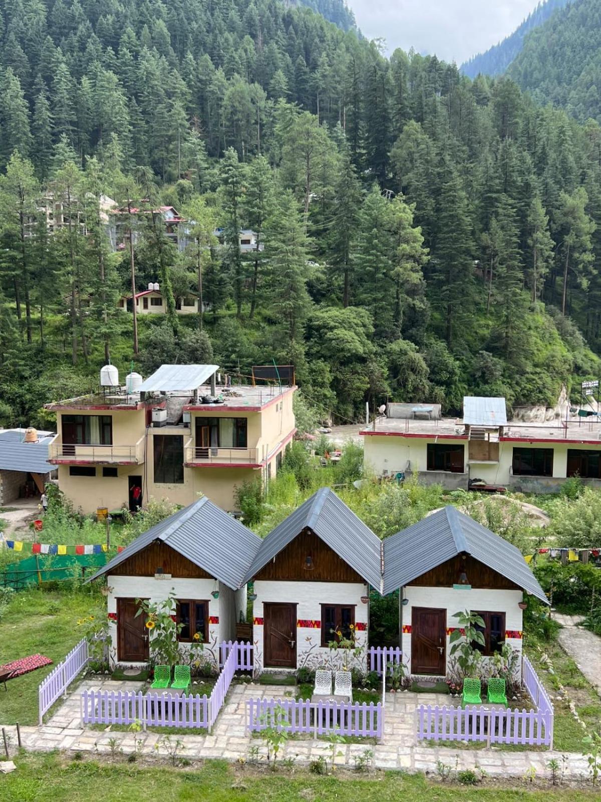 Himtrek Stay Kasol Eksteriør bilde