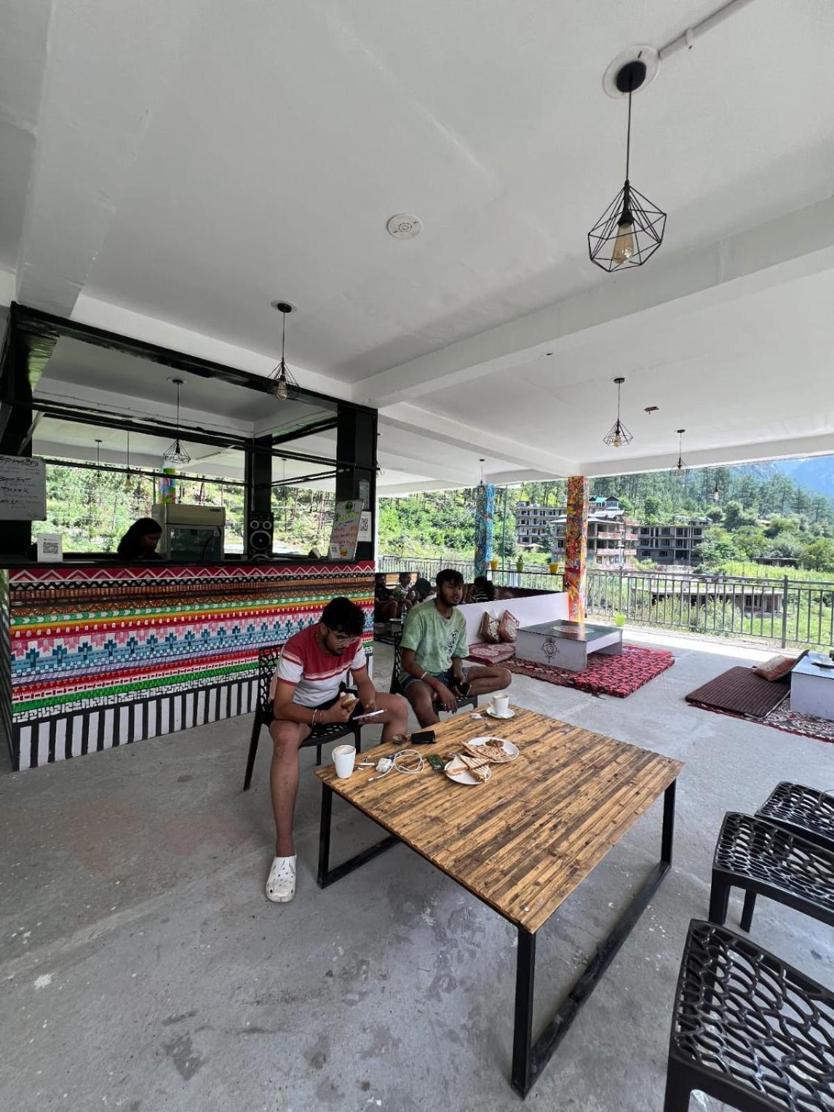 Himtrek Stay Kasol Eksteriør bilde