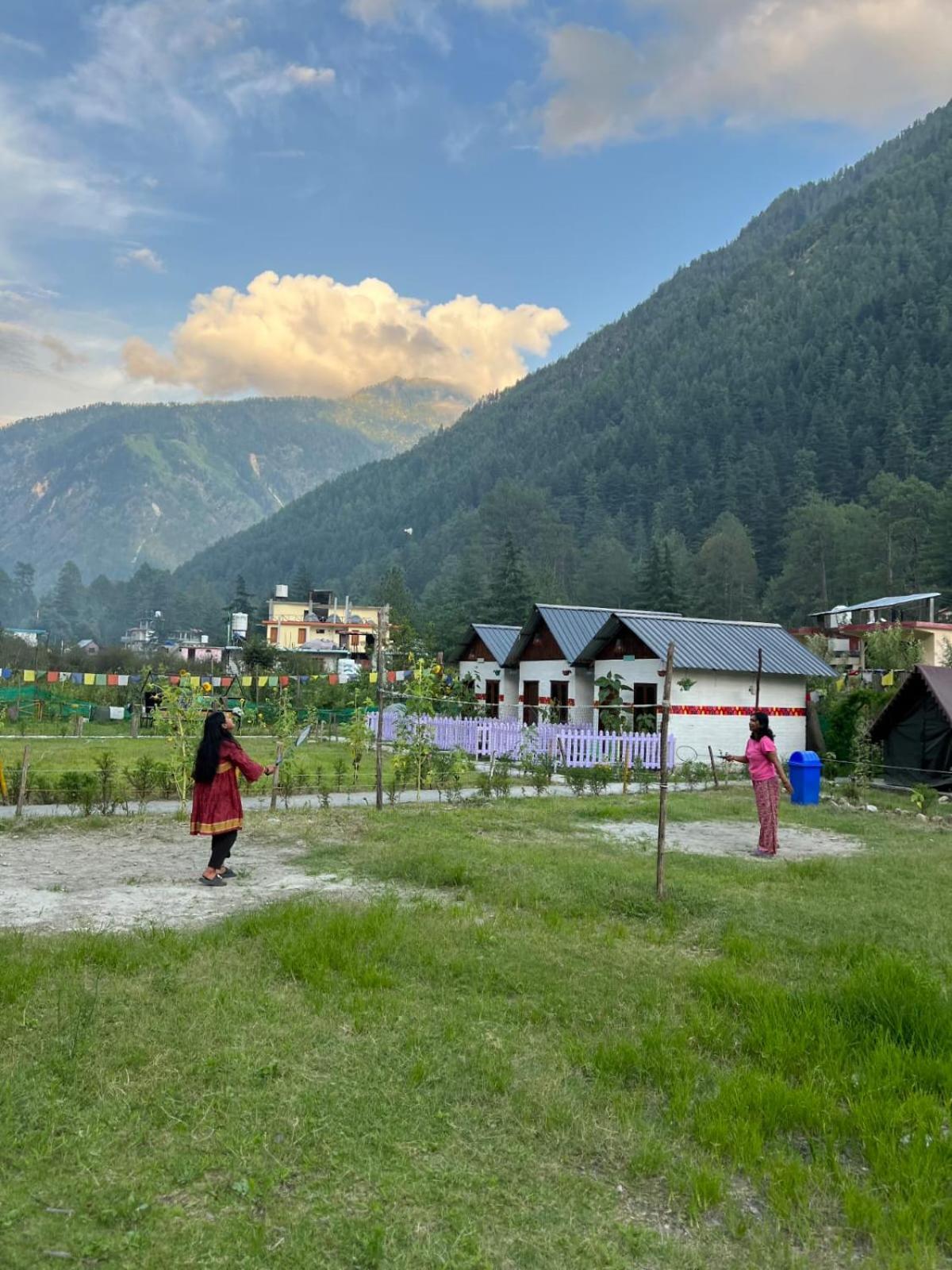Himtrek Stay Kasol Eksteriør bilde