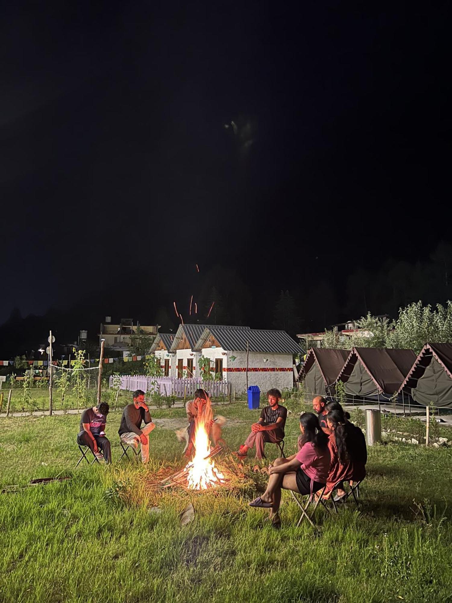 Himtrek Stay Kasol Eksteriør bilde